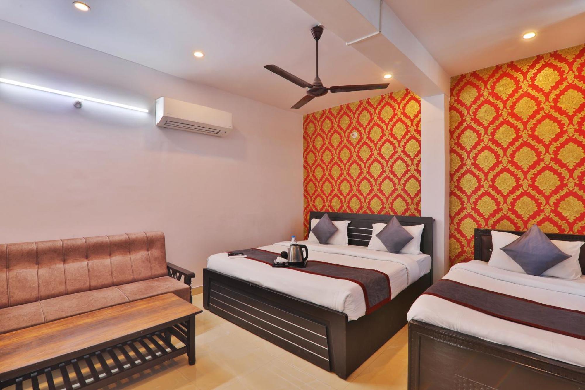 Divine Glory Hotel Lucknow Eksteriør bilde